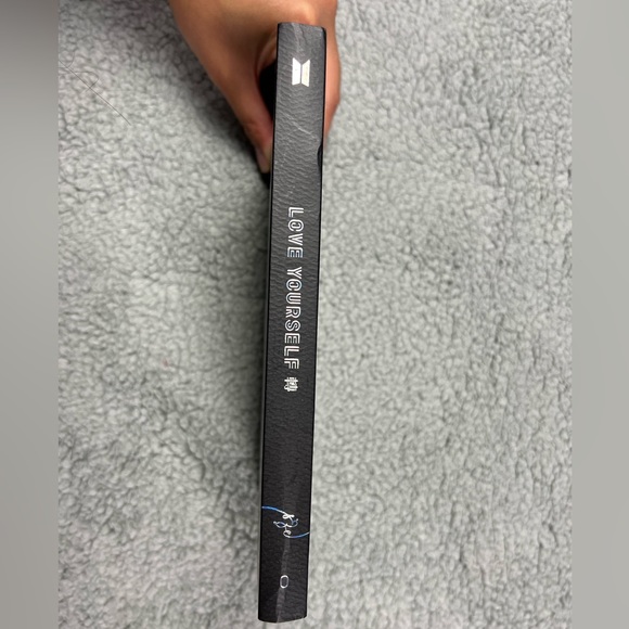 BTS Official Love Yourself Tear O album old press!! - Picture 4 of 5